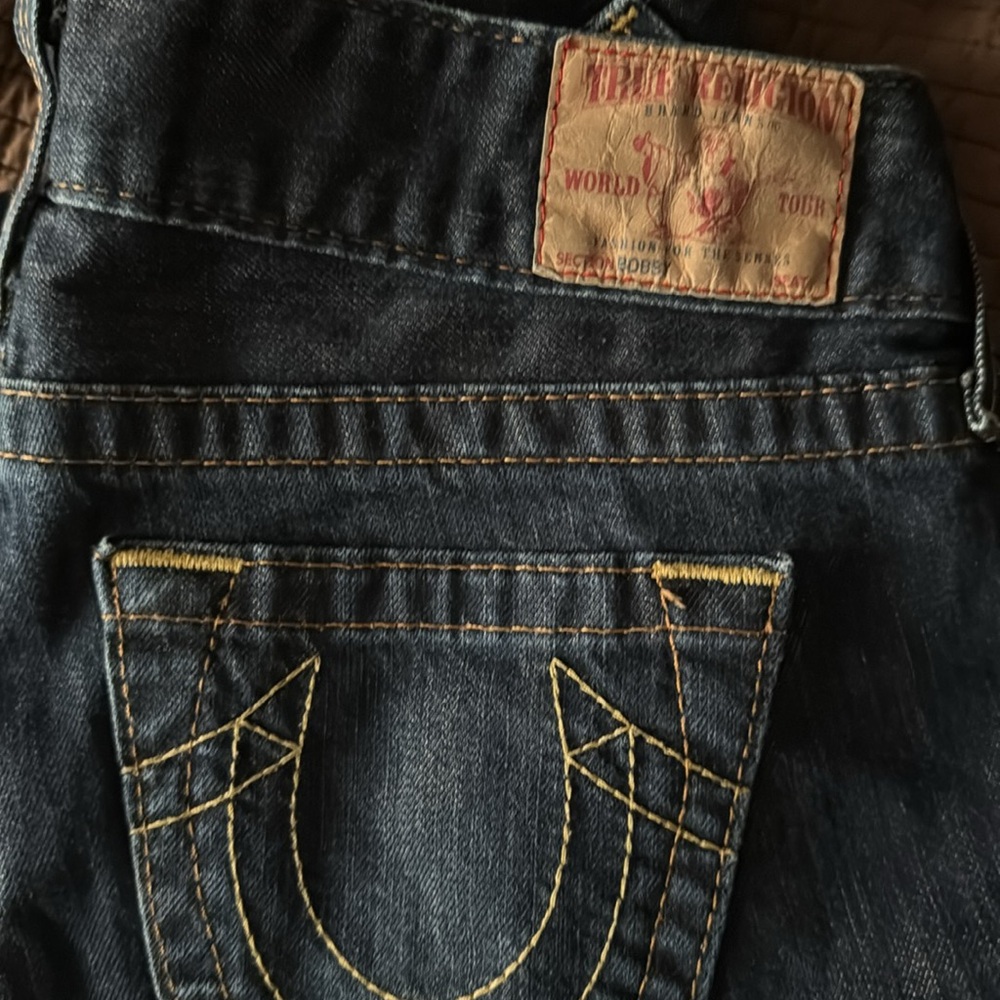 True Religion Bobby Jeans 26